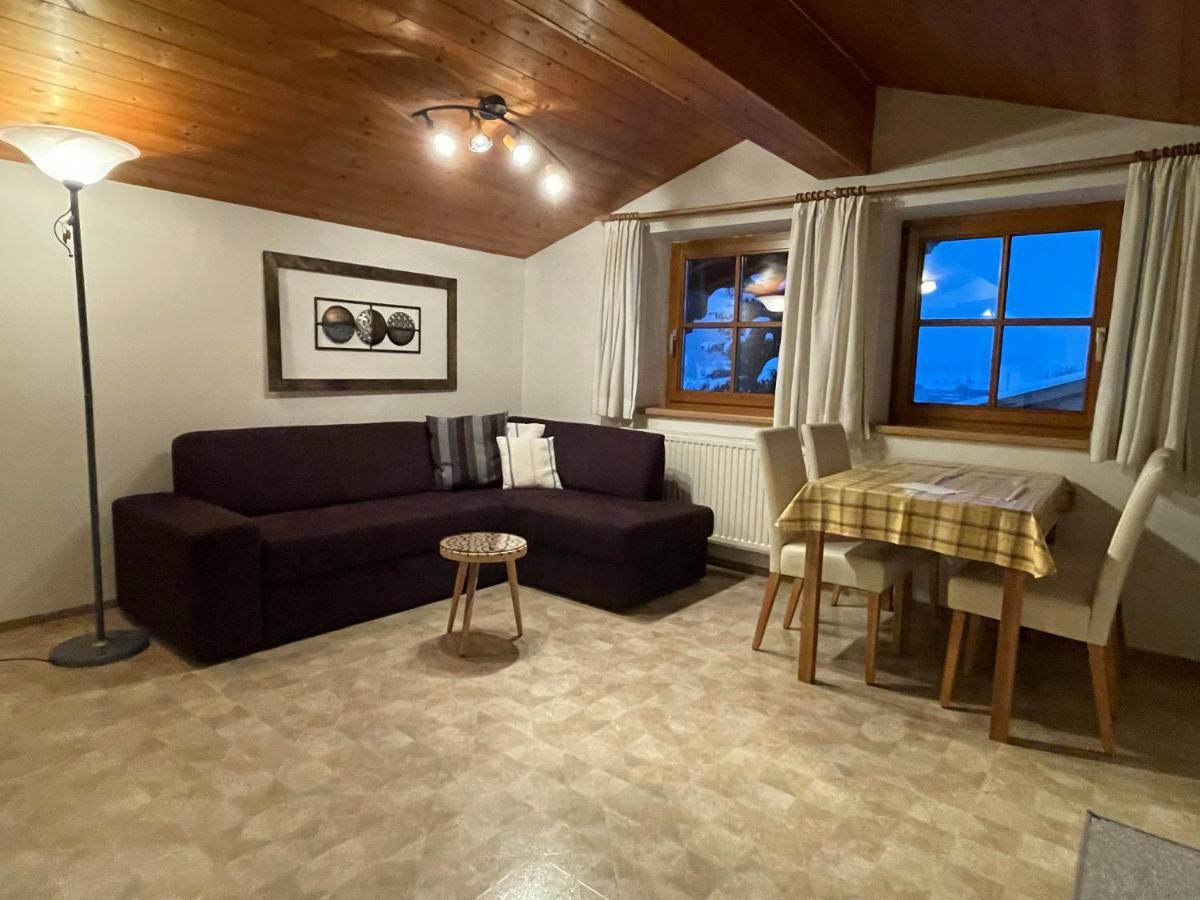 Вилла Gaestehaus Glaagut - Familie Hain Хохфильцен Экстерьер фото