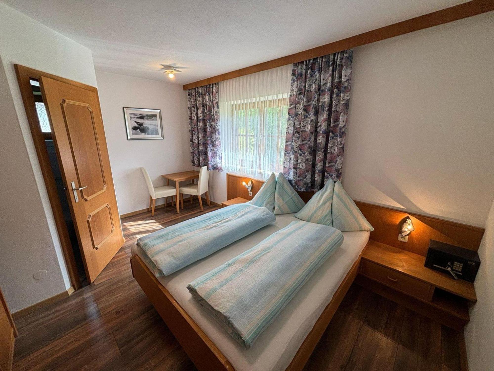 Вилла Gaestehaus Glaagut - Familie Hain Хохфильцен Экстерьер фото